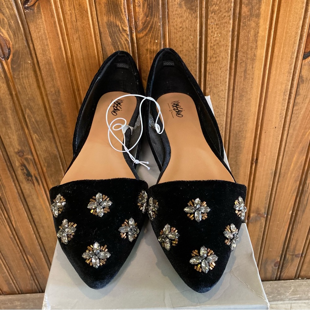 Mossimo Size: 9.5 Bejeweled Textile Upper Flats